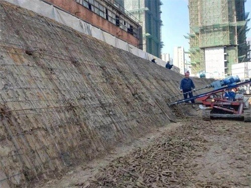 正蓝建筑边坡支护
